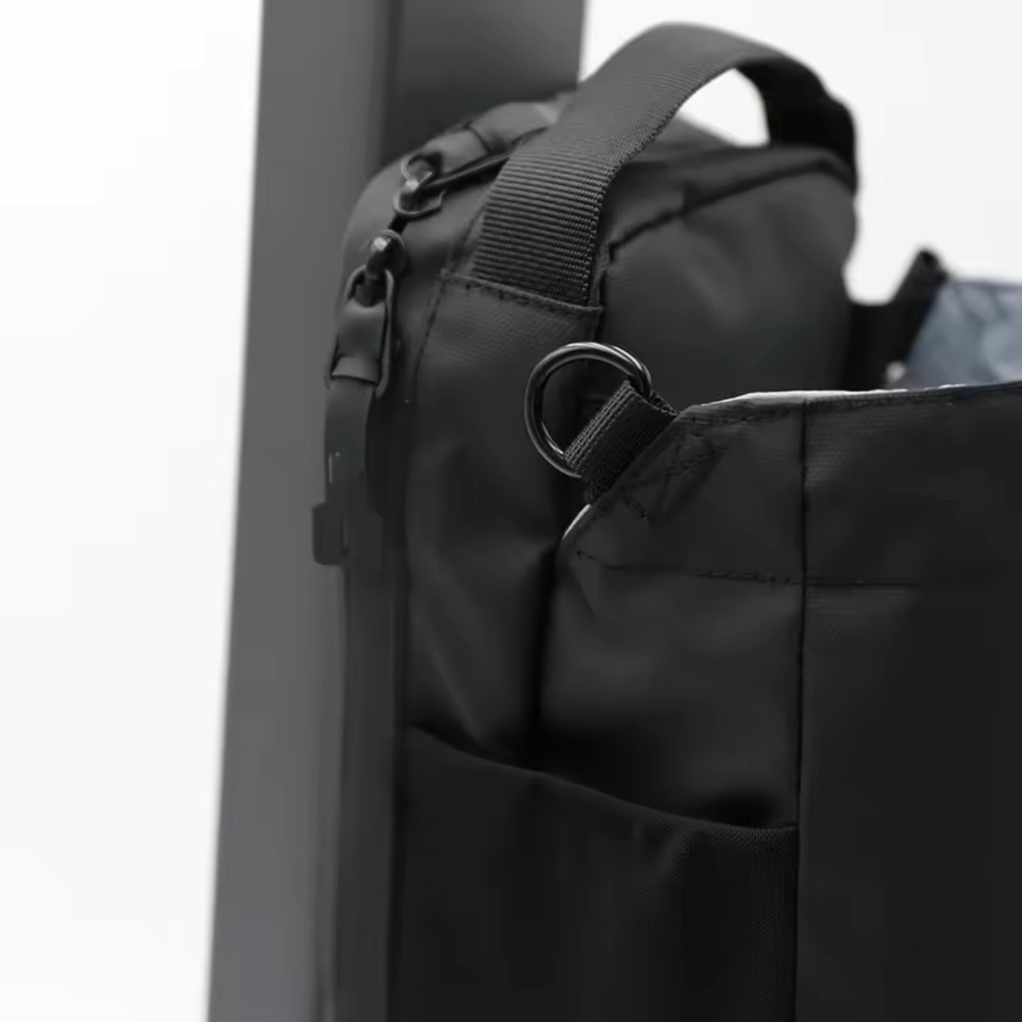 Magnetic Gym Bag